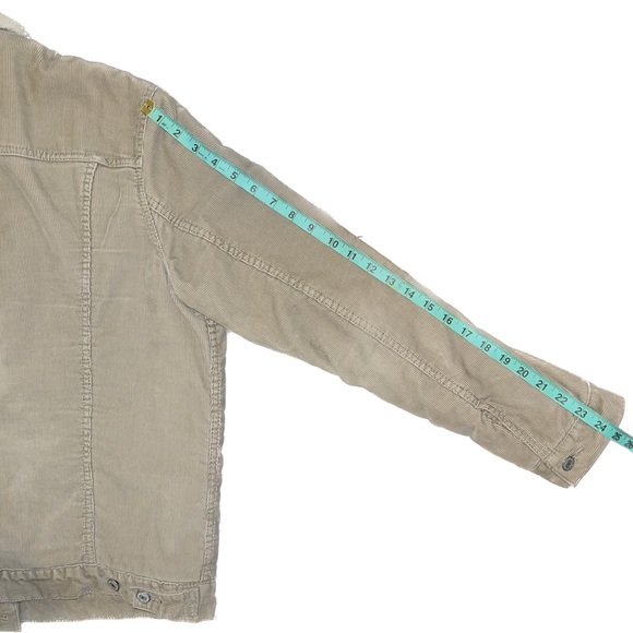 Vintage Levi’s Men’s Sherpa trucker jacket - Picture 6 of 13